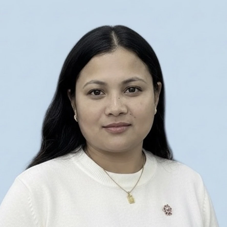 Professional headshot of Siwani Khawas